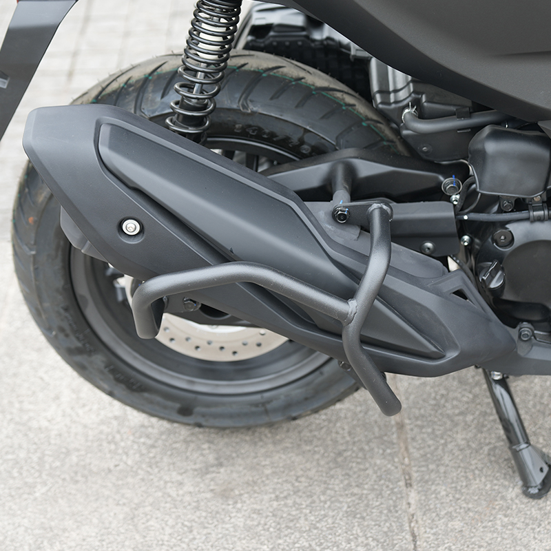 适用本田佛沙350排气管护杠NSS350消音器保险杠改装消声器防摔杠