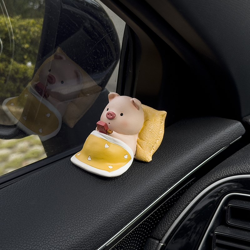 创意可爱小猪睡觉摆件汽车装饰网红车载卡通公仔手办礼物模型玩偶
