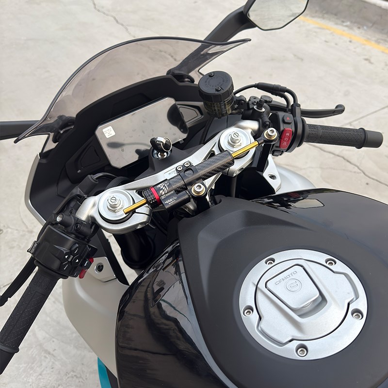 适用春风675SR-R改装方向钛尺阻尼器铝合金防甩头龙头车把稳定器