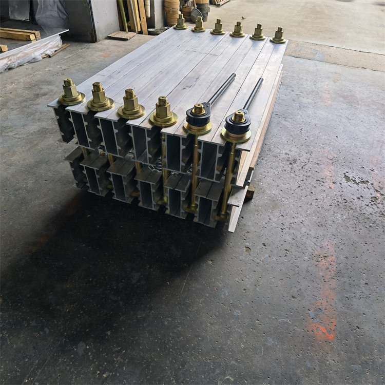 矿用硫化机 1200*830水冷式电动泵电热式胶带硫化机全自动硫化机,机械设备,其他机械设备,淘宝优惠券,粉丝福利购,淘宝优惠卷