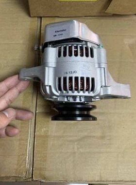 洋马85收割机发电机129961-77220发电机102211-7660发电机