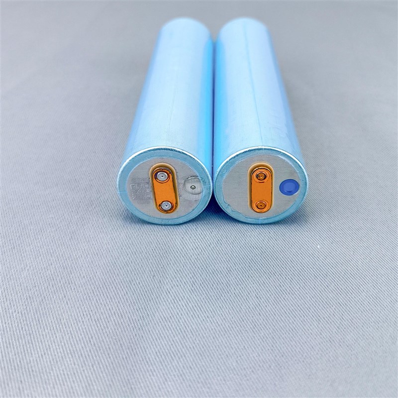 国轩33140磷酸铁锂圆柱电池芯全新太阳能路灯电池组装电动车电瓶