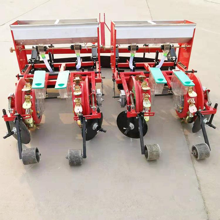 威海家用种玉米花生谷子的机子一机多用施肥覆膜播种一体