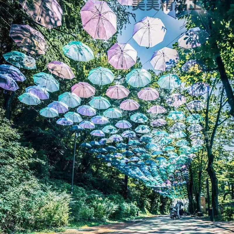 空中彩色雨伞吊饰挂饰网r红打卡步行街广场风景区装置户外活动遮
