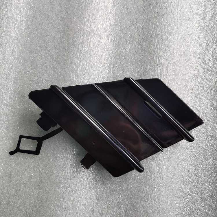 YARIS US 2018- LE 杠网拖车盖喷漆亮光黑色 52127-0DB10  0D420