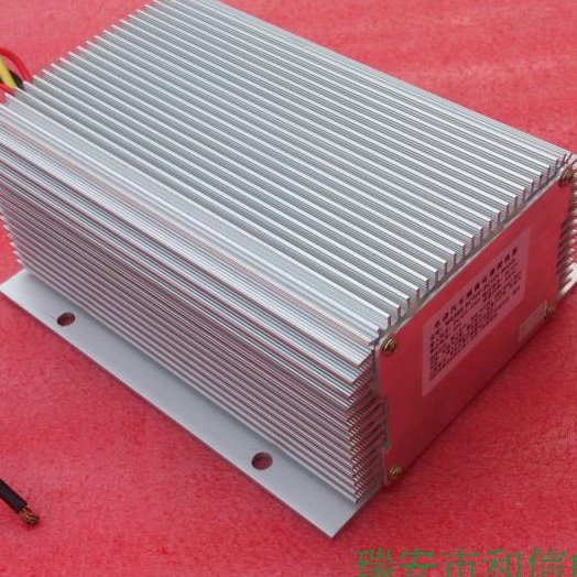 电动汽车大功率直流电压转换器DC96V108V转DC12V40A隔离电源