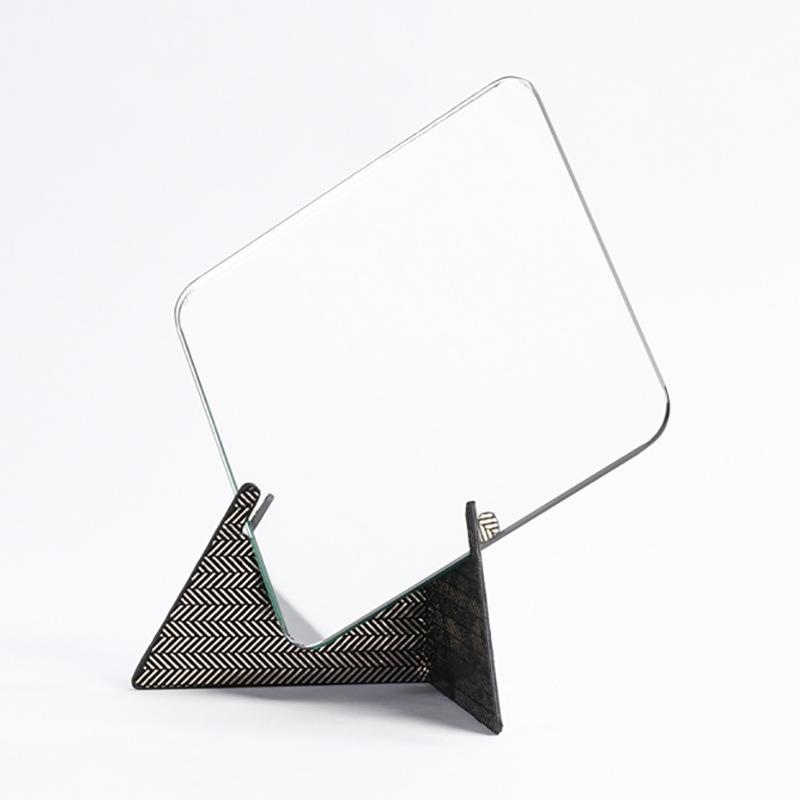 现代化妆镜轻奢皮质金属卧室梳妆台摆件客厅样板房设计师软装饰品