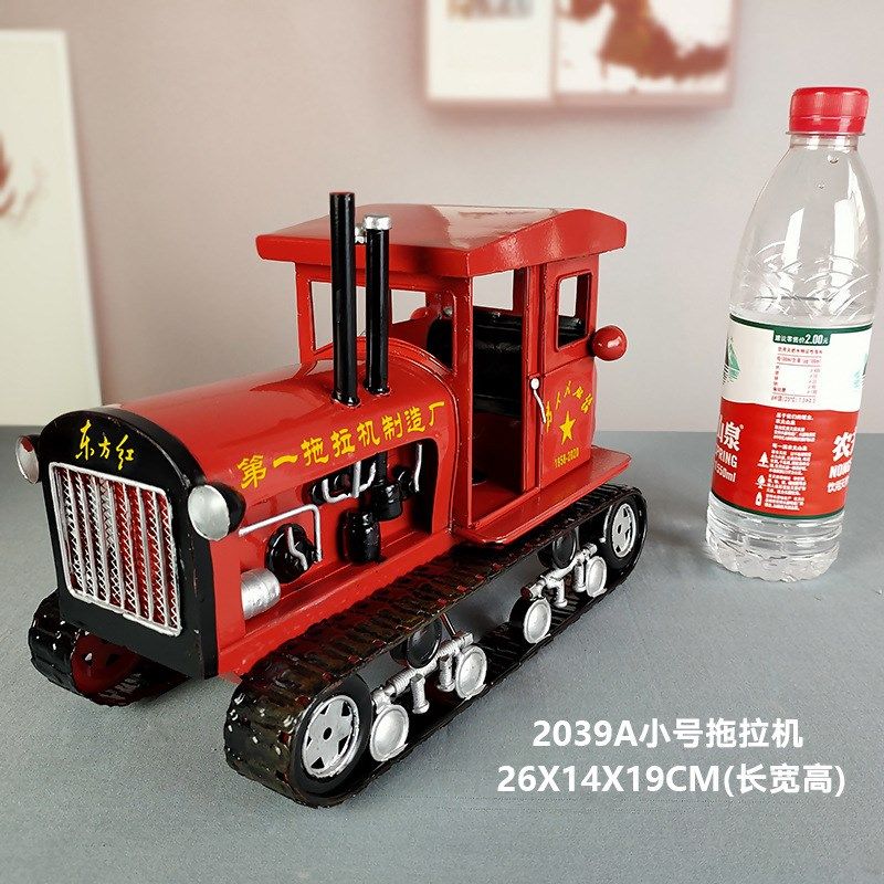 东方红履带拖拉机模型摆件复古铁艺手工链轨推土机道具装饰工艺品