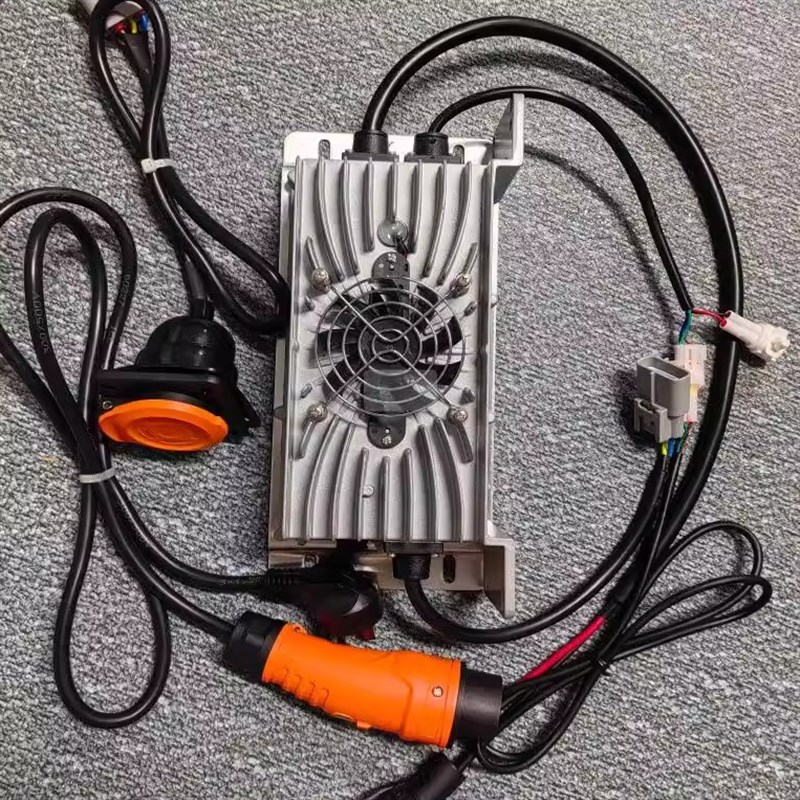 电动车四轮车载充电器防水充电机锂电池快充充电器48V25A新能源