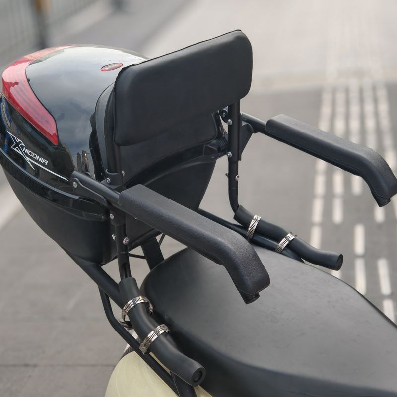 电动车摩托车儿童座椅后置通用围栏可抬起学生安全宝宝护栏后扶手