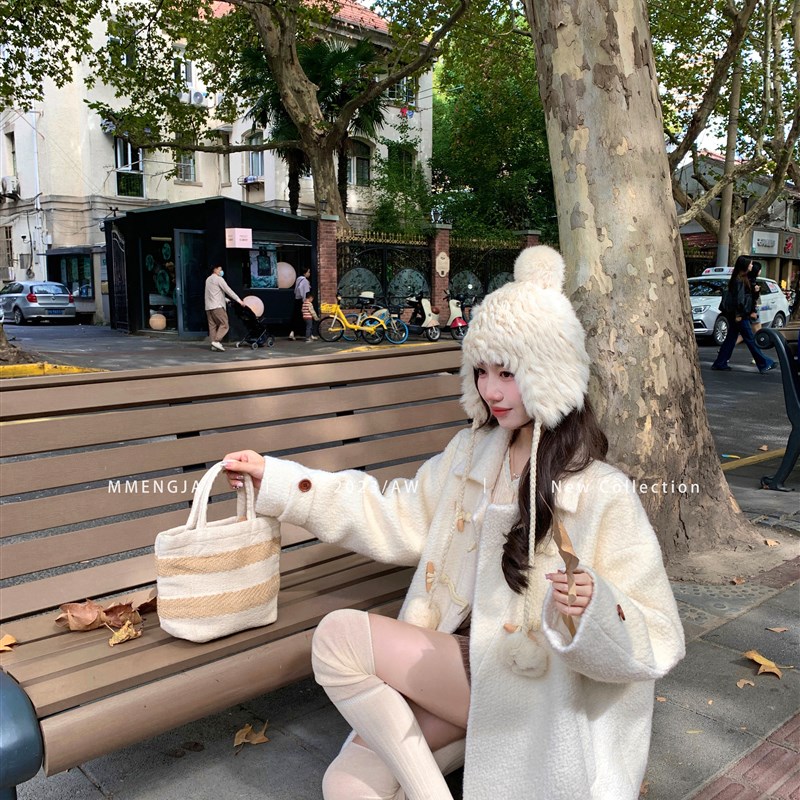 萌萌Ja豆乳米k麻薯 圈圈羊毛软糯米白色牛角扣大衣学院风外套女