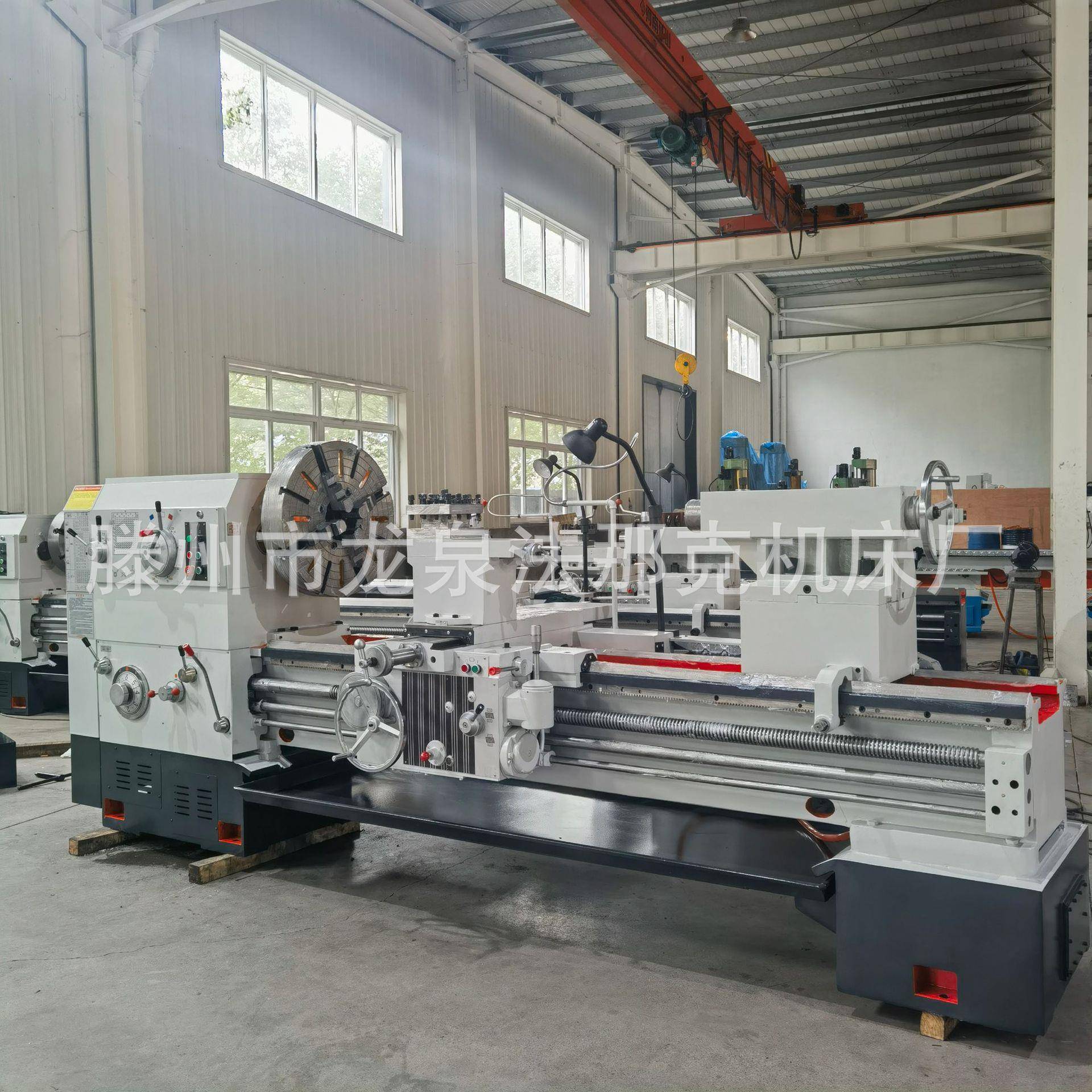 大型厂家CW61100*2米标配500四爪卡盘卧式车床优惠大孔径车床