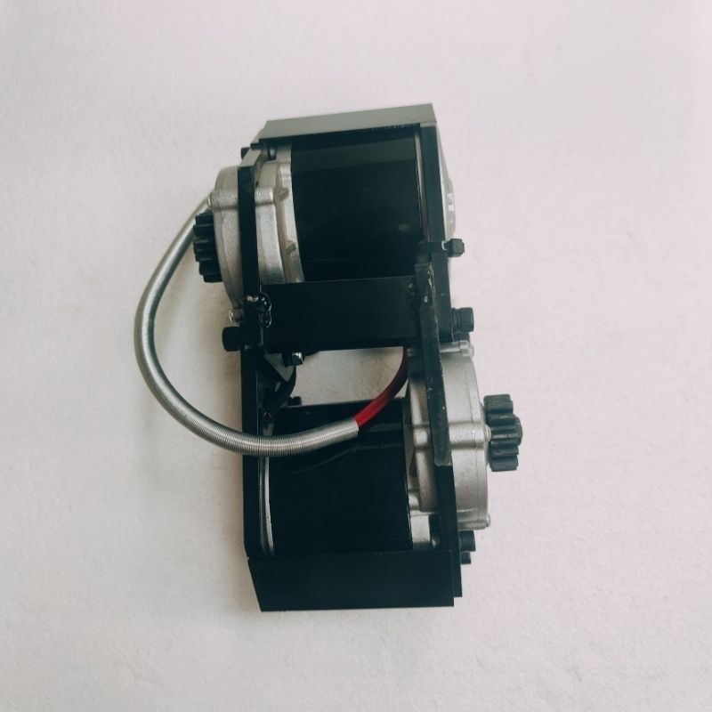 电动地牛搬运车改装电机配件,诺力西林手动叉车改装电动3吨电机