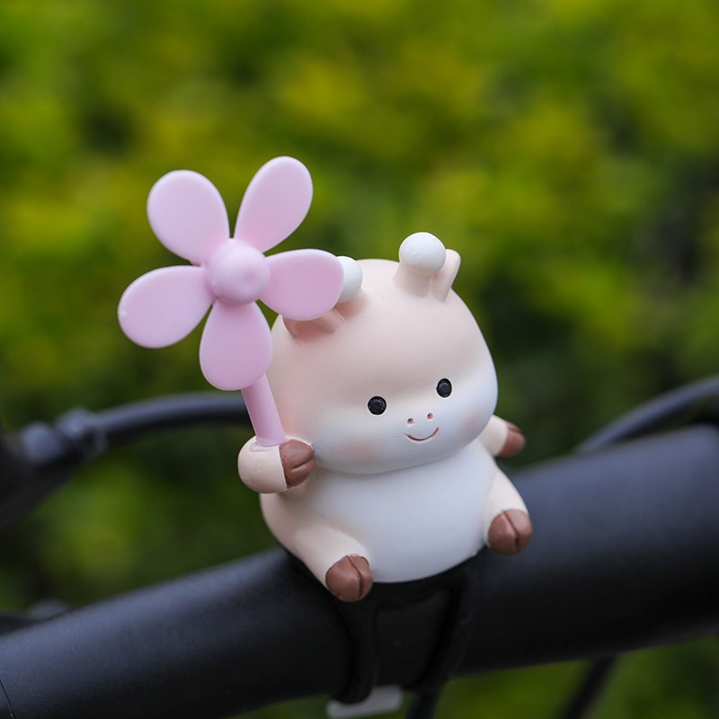 可爱小动物风车竹蜻蜓送闺蜜礼物电瓶自行汽车载电动车机车仓鼠