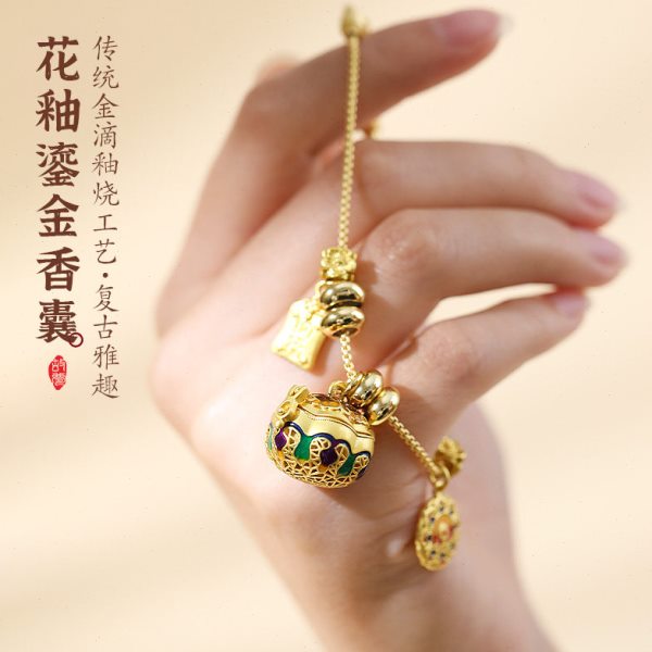 瓜瓞古法金珐琅彩香囊球手链嘎乌盒随身佩戴香丸可打开精油扩香薰