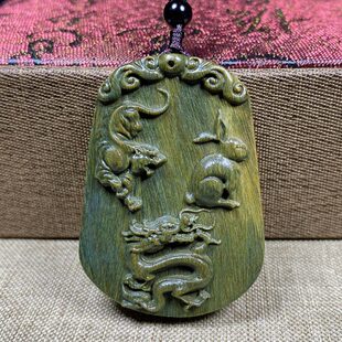 绿檀木雕三合生肖三会木局组合挂件绿色龙虎兔马蛇木制吊坠钥匙挂