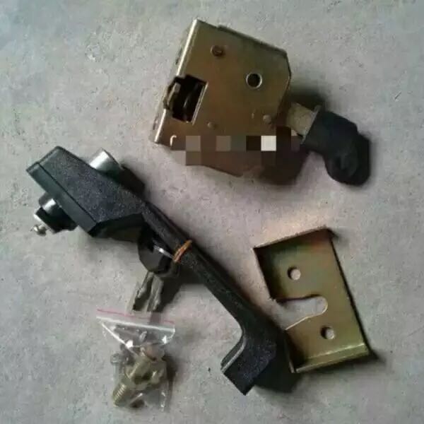 徐工吊车配件  上车操作室门锁8吨  原厂正品 8吨吊车 包邮