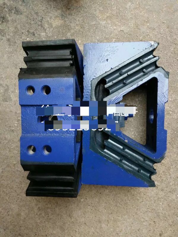 徐工吊车配件 徐工吊车发动机垫块胶块上柴发动机底脚垫