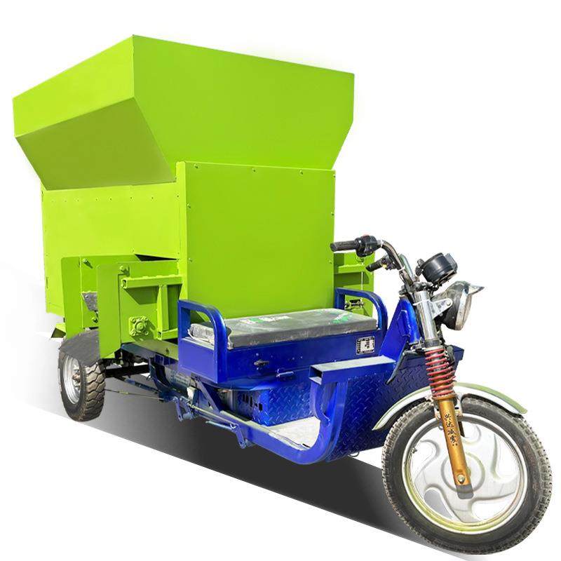 畜牧养殖牛场电动撒料车柴油动力7方大容量四轮投料车三种底盘选,畜牧/养殖物资,特种养殖设备,淘宝优惠券,粉丝福利购,淘宝优惠卷