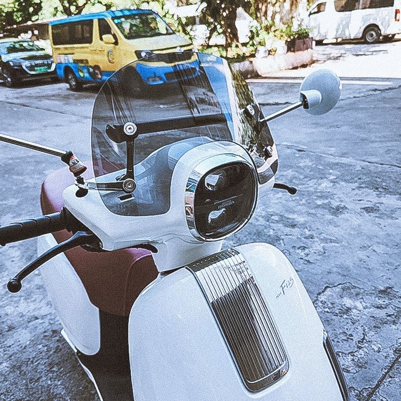 适用本田NWF125新款改装风挡F125前挡风复古一体支架配件横杠