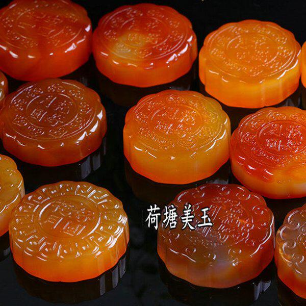 红玛瑙玉髓月饼摆件中秋节礼盒送礼玉石花好月圆八月十五礼物包邮