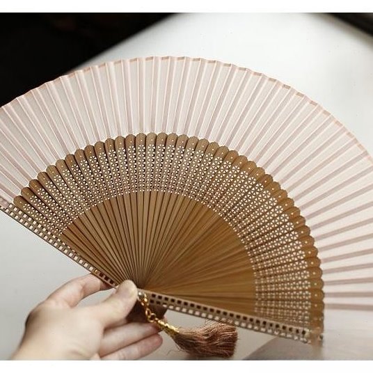 高档女扇日式和风折扇竹柄扇真丝扇礼品扇方格扇骨 纯色 淡桔色