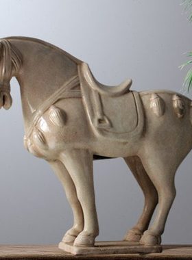 唐三彩仿古马陶瓷马摆件做旧家居酒店博古架装饰品复古收藏艺术品