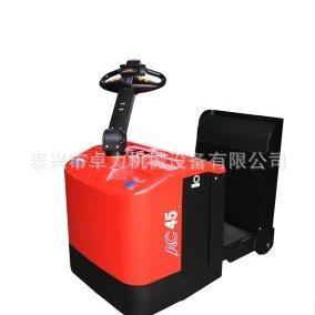 交流4.5T电动牵引车，站驾式牵引车