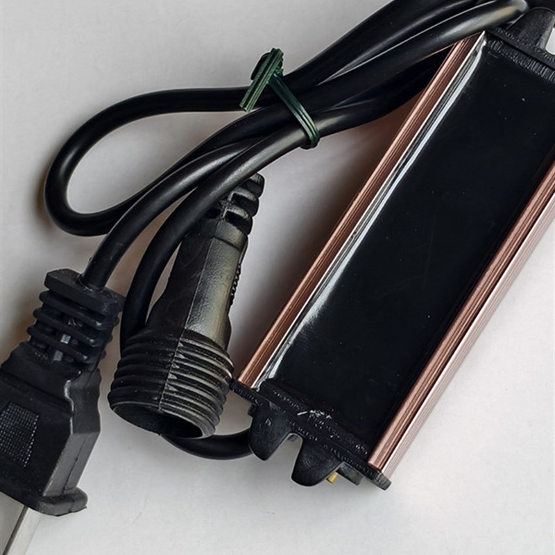 彩灯控制器防水装饰灯串插电变压器4.5V24V31V串灯带线插头转换器