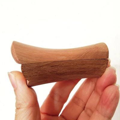 逸萱木艺红木雕刻柳州棺材小工艺饰品家居个性特色广西网红手把件