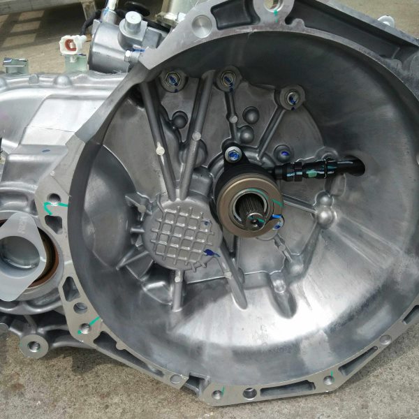 变速箱总成 原厂爱信配套宝骏730/560 手动挡1. 5T  6速波箱总成