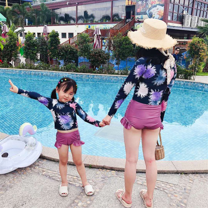 亲子泳装母女童游泳衣儿童泳衣女童长袖防晒平脚分体宝宝亲女泳衣