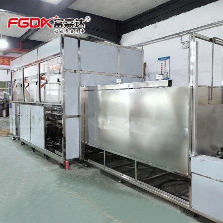 超声波清洗机铁路轨道交通零配件轴箱轴套除油除污全自动清洗线