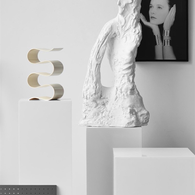 ovig独家Jeff创作雕塑《Y的》 限量