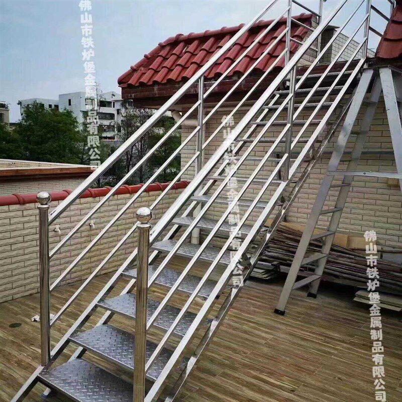 201/304/j316L不锈钢旋转楼梯户外楼梯定制防滑板中柱螺旋铁艺楼