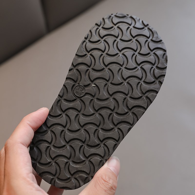 宝宝雪地靴冬季男童防滑软底短靴女童加绒加厚靴子U婴儿厚棉学步