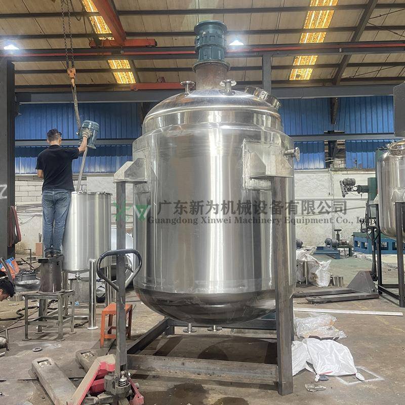 304不锈钢电加热搅拌罐化工液体配料桶带操作台胶水油漆混合罐