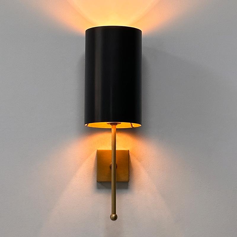 现代简约壁灯卧室床头灯美式极简客厅墙灯创意全铜浴室黑色圆筒灯