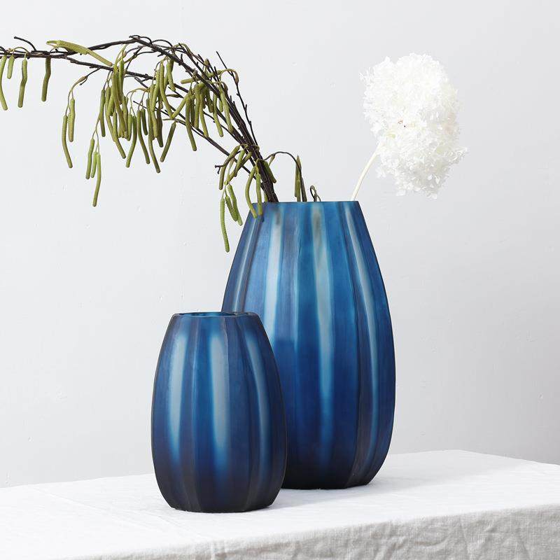 现代简约蓝色条纹玻璃花瓶花器客厅桌面插花样板间售楼部软装摆场,玩具/童车/益智/积木/模型,其它,淘宝优惠券,粉丝福利购,淘宝优惠卷