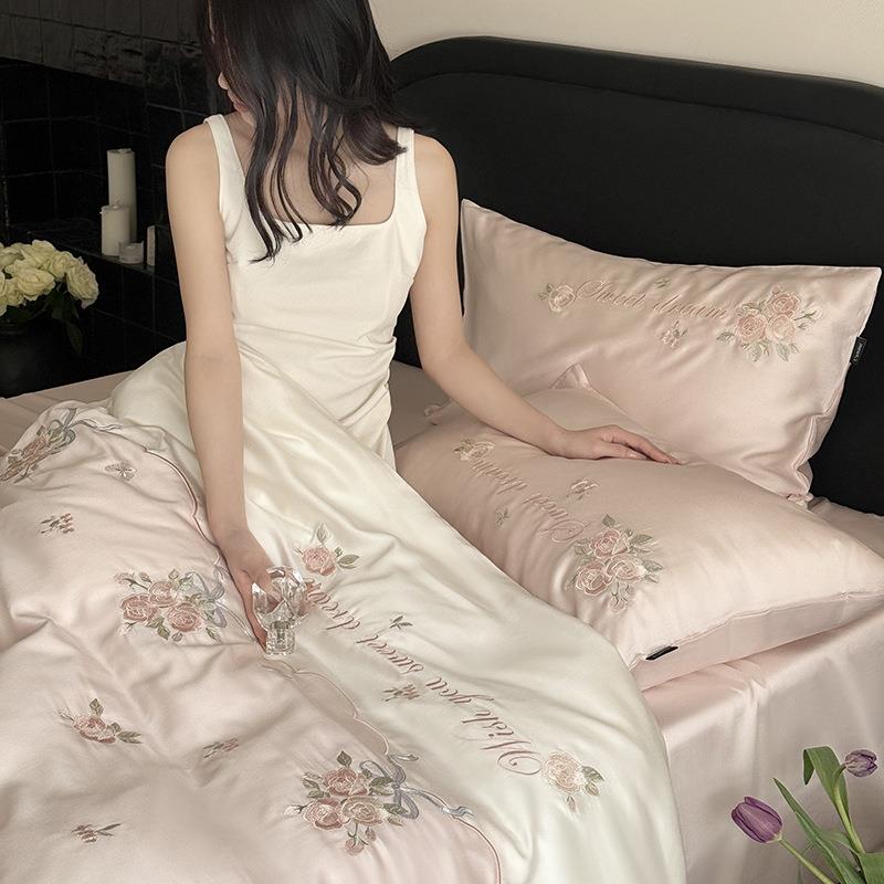 轻奢高级刺绣夏季60S莱赛尔兰精天丝四件套凉感裸睡床单被套床上