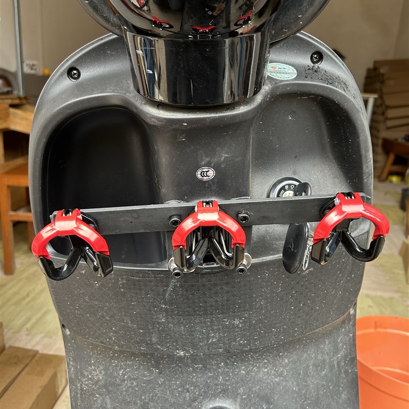 防脱型挂钩外卖骑手挂餐神器雅迪爱玛台铃小刀九号电动车通用型