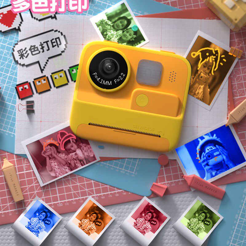 儿童相机可以直接拍照和录像来拍照。宝丽来可以打印与彩色婴儿玩