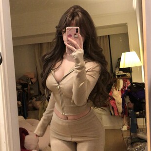 显身材收腰短外套连帽T恤喇叭裤 休闲套装 秋冬美式 荔桃想睡觉ya