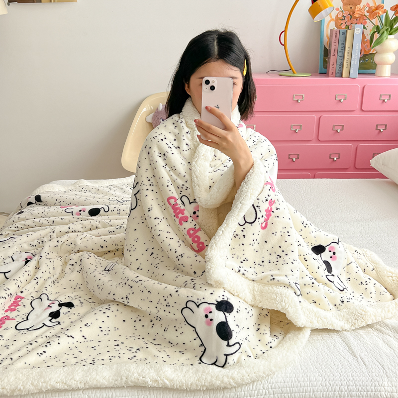 加厚羊羔绒毛毯夏季o办公室披肩午睡小毯子学生宿舍珊瑚绒沙发盖