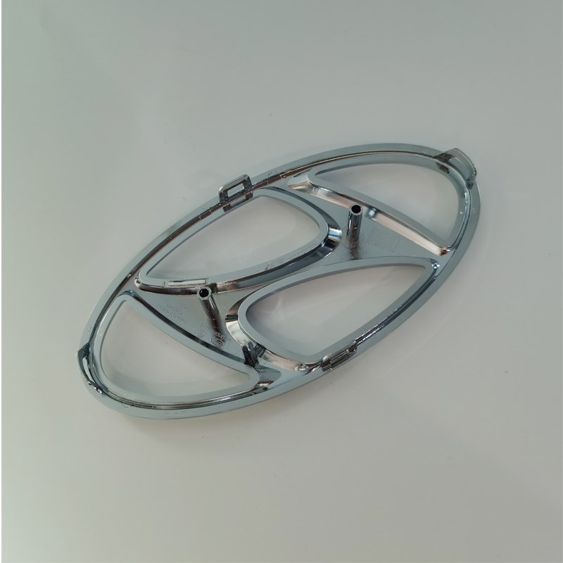 适用于现代菲斯塔悦纳前中网车标后备箱标后标老款悦纳行李箱车标