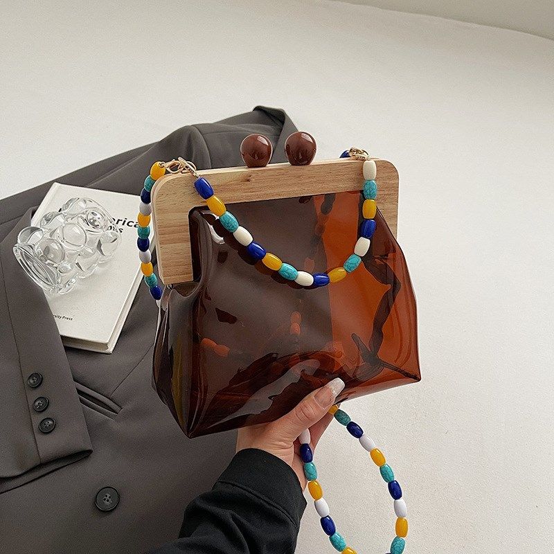 2024新款复古网红个性木头转锁链条夹口包时尚pu贝壳手提斜挎包潮,运动包/户外包/配件,单肩背包,淘宝优惠券,粉丝福利购,淘宝优惠卷