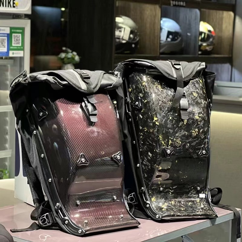 摩托车骑行背包碳纤维硬壳保护头盔包防摔机车双肩防水休闲骑士