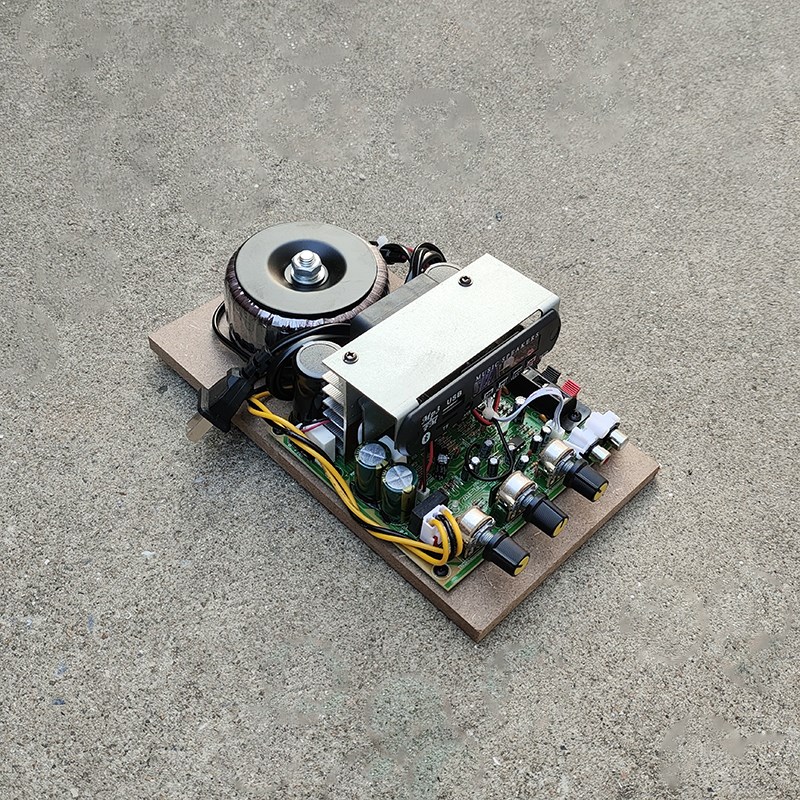 改装蓝牙USB大电容版DIY音响功放板大功率环牛功放加风扇200W220V
