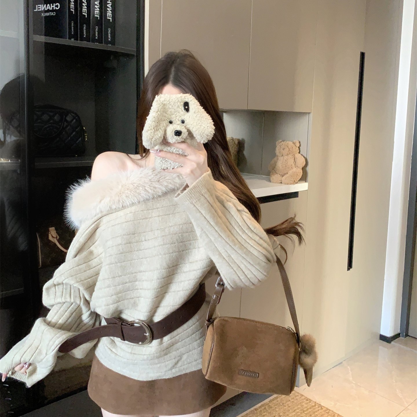 实拍2025秋冬新款法式小香风一字肩蝙蝠袖宽松毛衣女百搭针织上衣