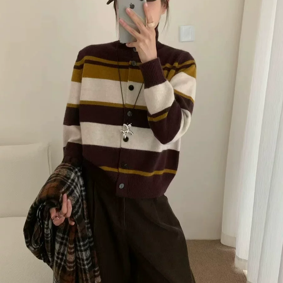 韩系新款立领条纹针织衫女软糯洋气百搭温柔风毛衣开衫M6985